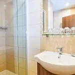 Wellness Kocanda 호텔 4*