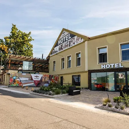 Hotel Wellness Kocanda 4*